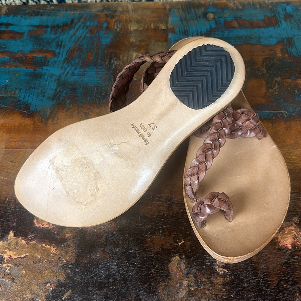 “Selma Sandals” by CYDWOQ. New in box. - Picture 6 of 6